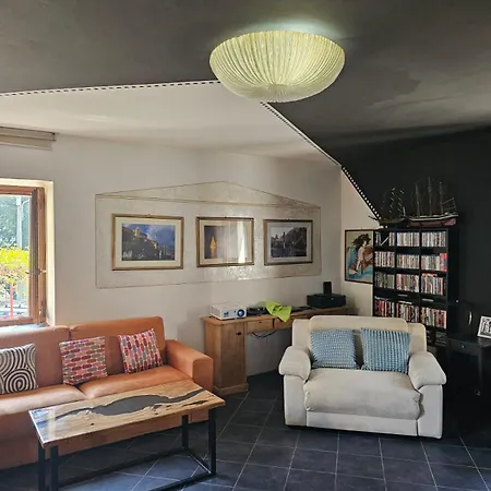 Casa Artista A Due Passi Dal - Ampio Bilocale * Lenno